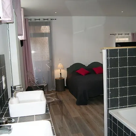 La Grange De Bed and breakfast